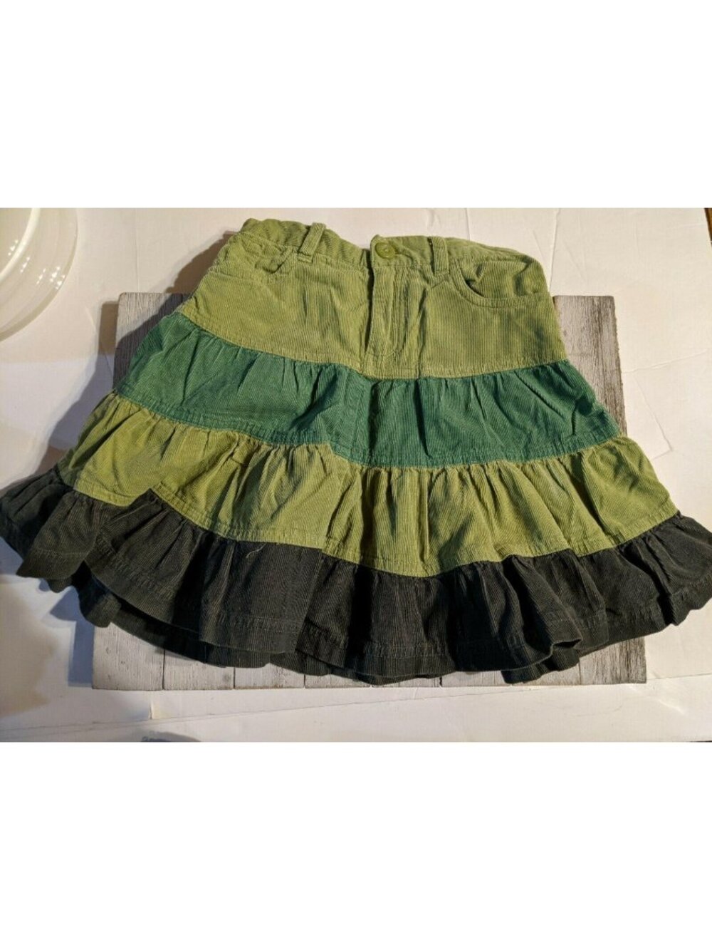 Children's Place Tiered Green Skirt Size 5 Adjustable Waist Girls